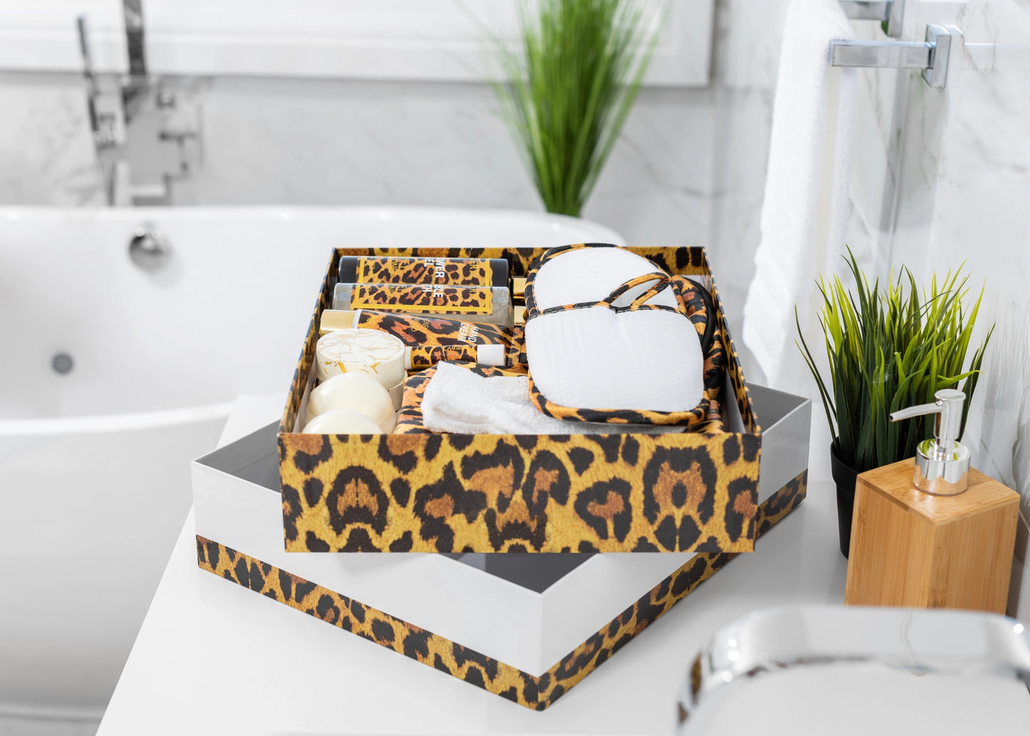 At-Home Spa Kit, Honey Almond Scent, 17Pcs Relaxing Bath Set