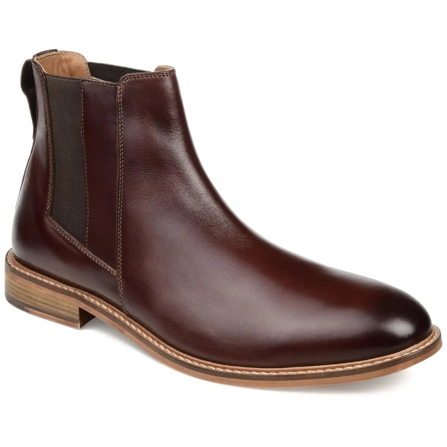 Corbin Plain Toe Chelsea Boot